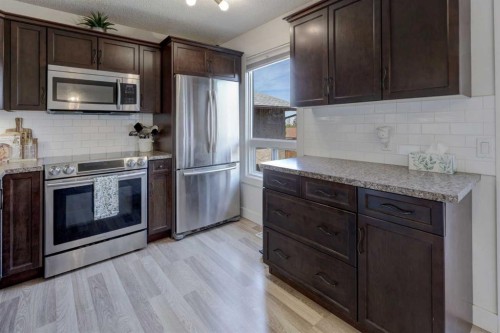 8320 Centre Street Ne, Calgary, AB 
