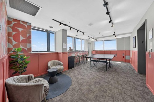 305-624 8 Avenue Se, Calgary, AB - Indoor Photo Showing Other Room