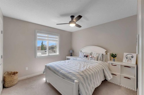 308 Kinniburgh Link, Chestermere, AB 
