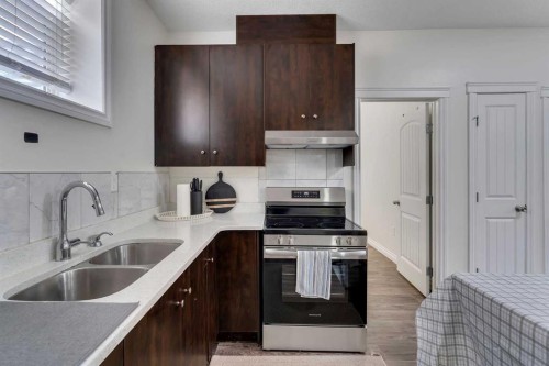 308 Kinniburgh Link, Chestermere, AB 