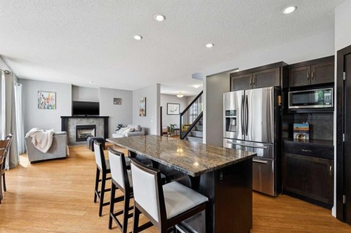 572 West Creek Point, Chestermere, AB 