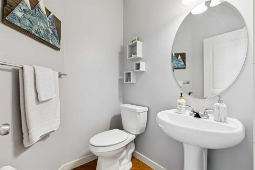 572 West Creek Point, Chestermere, AB 