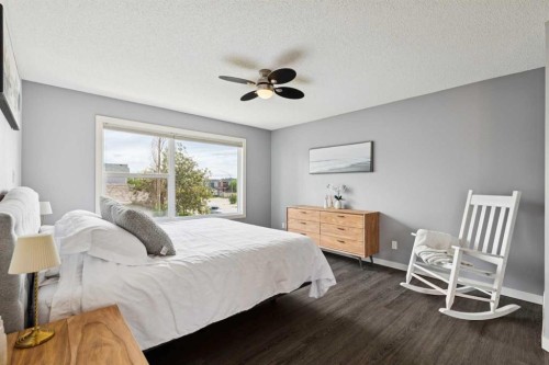 572 West Creek Point, Chestermere, AB 