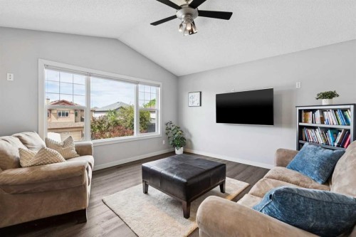 572 West Creek Point, Chestermere, AB 