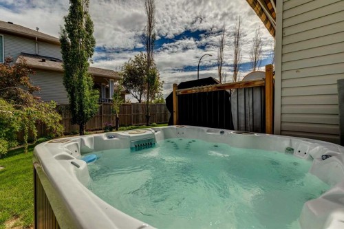 572 West Creek Point, Chestermere, AB 