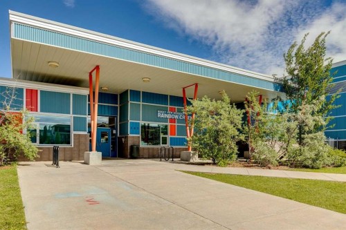 572 West Creek Point, Chestermere, AB 