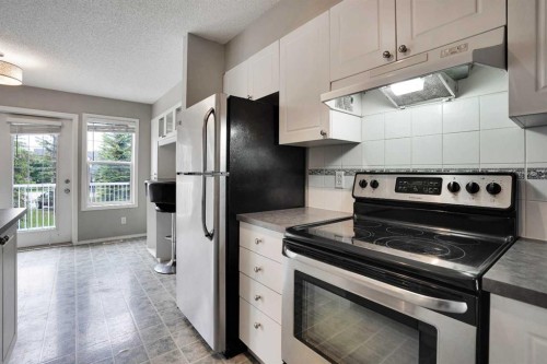 120 Country Village Cape Ne, Calgary, AB 