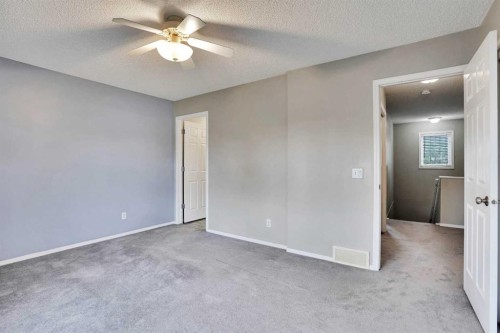 120 Country Village Cape Ne, Calgary, AB 