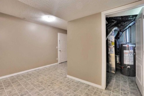 120 Country Village Cape Ne, Calgary, AB 