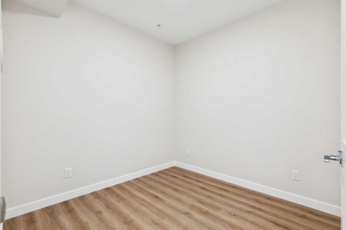 6103-1802 Mahogany Boulevard Se, Calgary, AB - Indoor Photo Showing Other Room