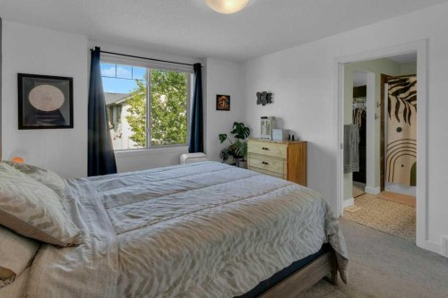 402-413 River Avenue, Cochrane, AB 