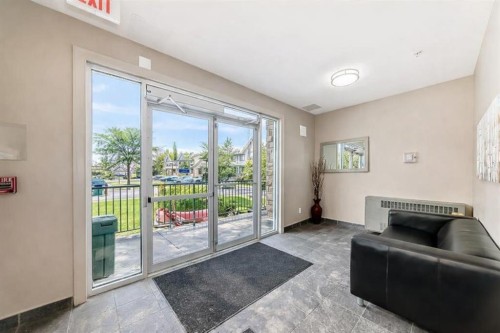 311-117 Copperpond Common Se, Calgary, AB 