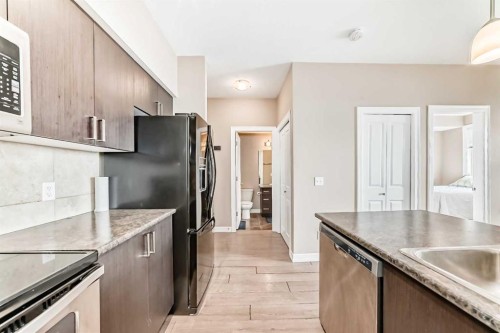 311-117 Copperpond Common Se, Calgary, AB 