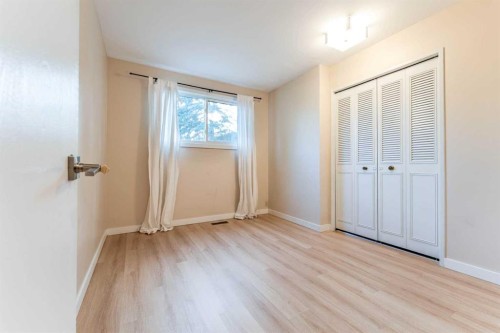 139 Edgehill Place Nw, Calgary, AB 