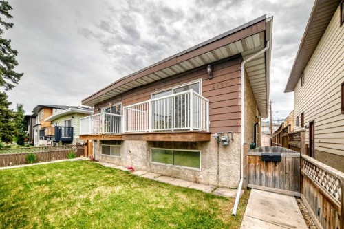 4331 72 Street Nw, Calgary, AB 