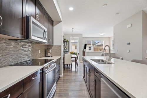 782 Walden Drive Se, Calgary, AB 