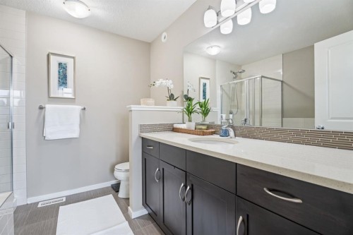782 Walden Drive Se, Calgary, AB 