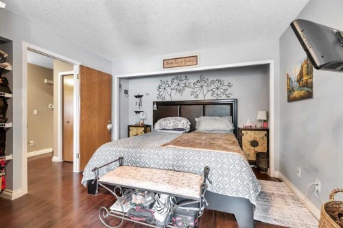 6 Greenview Crescent, Strathmore, AB 
