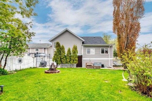 6 Greenview Crescent, Strathmore, AB 