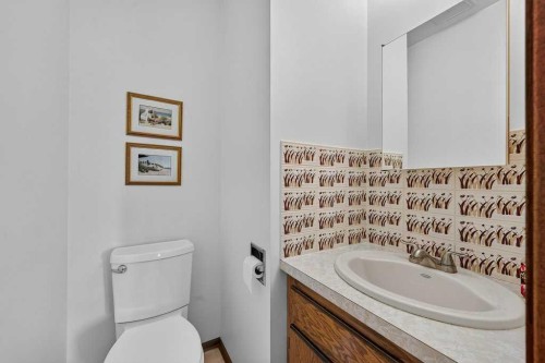 2319 5 Avenue Nw, Calgary, AB 