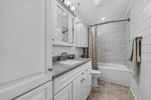 2319 5 Avenue Nw, Calgary, AB 