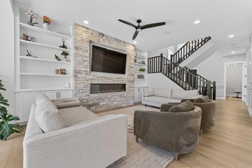 125 Hampstead Mews Nw, Calgary, AB - Indoor Photo Showing Living Room With Fireplace