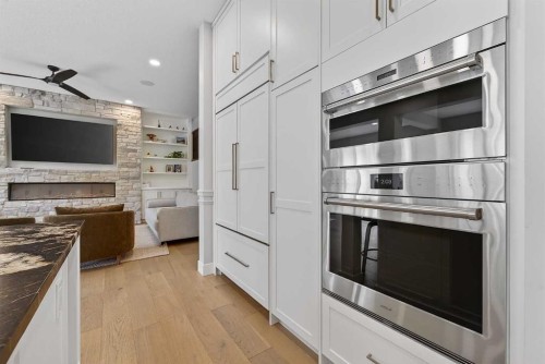 125 Hampstead Mews Nw, Calgary, AB - Indoor Photo Showing Kitchen