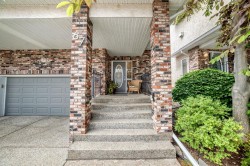 67-100 Signature Way SW Calgary, AB T3H 2X9