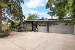 1408 104 Avenue SW Calgary, AB T2W 0A6