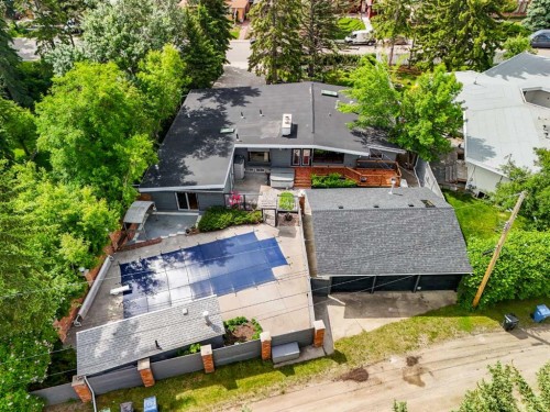1408 104 Avenue Sw, Calgary, AB 