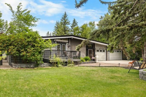 1408 104 Avenue Sw, Calgary, AB 