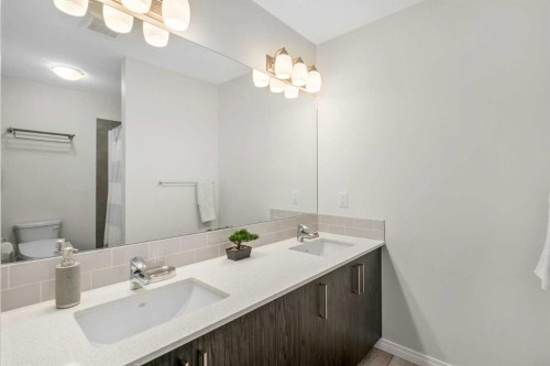 53 Masters Street Se, Calgary, AB 