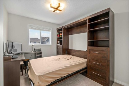 53 Masters Street Se, Calgary, AB 