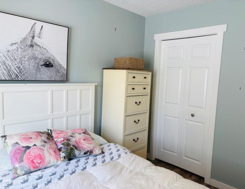 201-2010 11 Avenue Sw, Calgary, AB - Indoor Photo Showing Bedroom