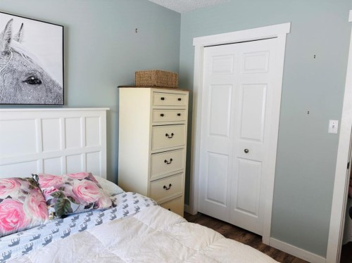 201-2010 11 Avenue Sw, Calgary, AB - Indoor Photo Showing Bedroom