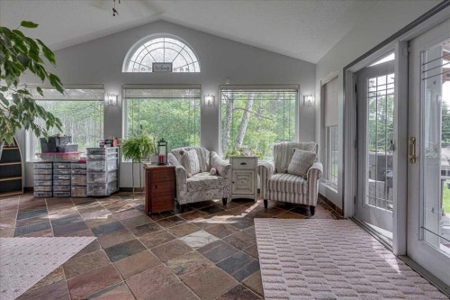 29104 Highway 27, Rural Mountain View County, AB - Indoor