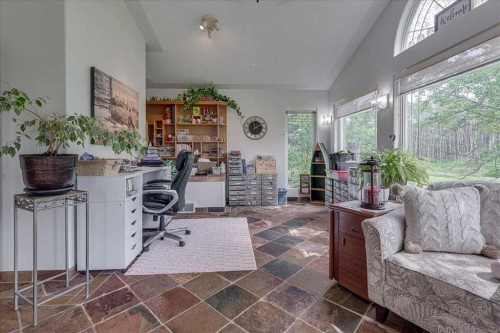29104 Highway 27, Rural Mountain View County, AB - Indoor