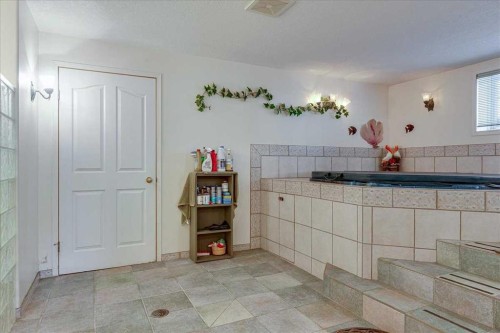 29104 Highway 27, Rural Mountain View County, AB - Indoor