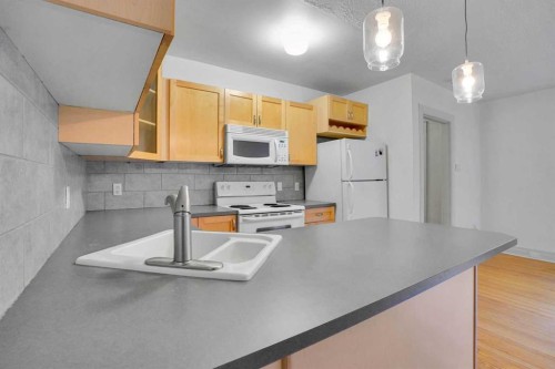 12A-330 19 Avenue Sw, Calgary, AB 