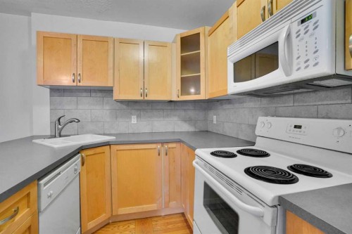 12A-330 19 Avenue Sw, Calgary, AB 
