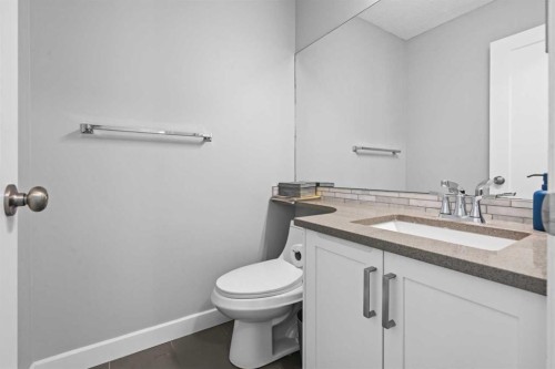 107 Edgebrook Circle Nw, Calgary, AB 