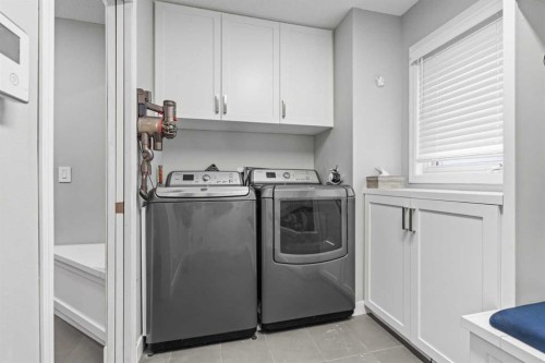 107 Edgebrook Circle Nw, Calgary, AB 