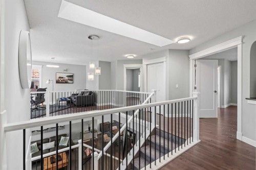 107 Edgebrook Circle Nw, Calgary, AB 
