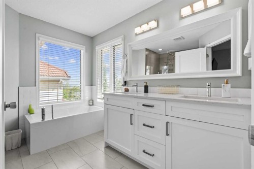107 Edgebrook Circle Nw, Calgary, AB 