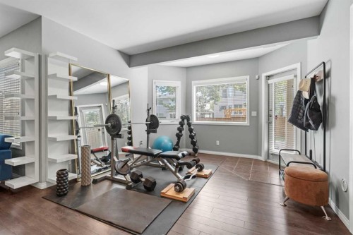 107 Edgebrook Circle Nw, Calgary, AB 