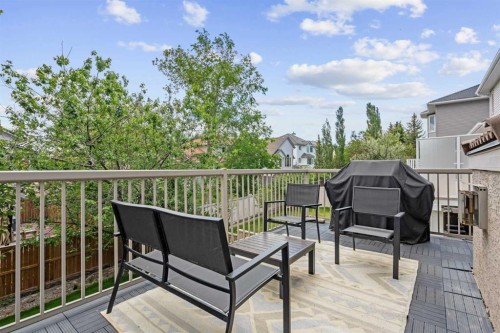 107 Edgebrook Circle Nw, Calgary, AB 