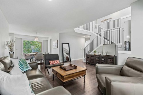107 Edgebrook Circle Nw, Calgary, AB 