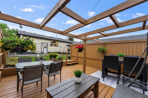4911 Marcombe Road Ne, Calgary, AB 