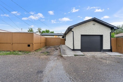 4911 Marcombe Road Ne, Calgary, AB 