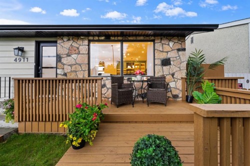 4911 Marcombe Road Ne, Calgary, AB 
